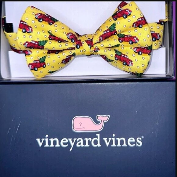 Vineyard Vines Boys Silk Bow Tie Yellow Woody Tree Print 10-14 Adjustable NWT - Picture 1 of 6